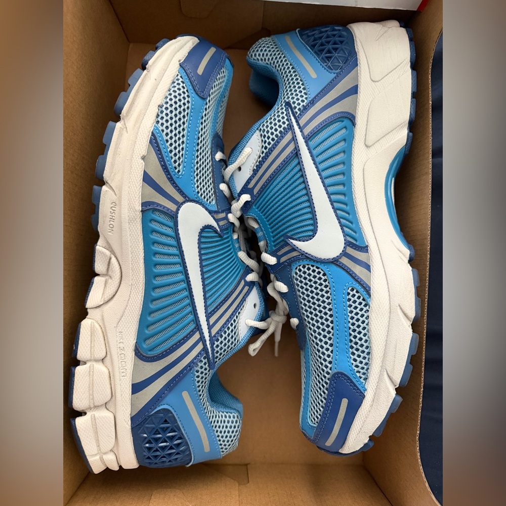 Nike Zoom Vomero 5 “Mystic Navy”